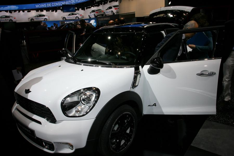  Mini Cooper S Countryman 2011 года  (фото 3 из 8)